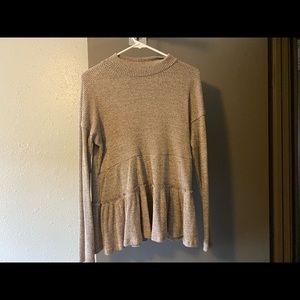 Women’s long-Sleeve- Color:Brown. Size S. Condition: Like new